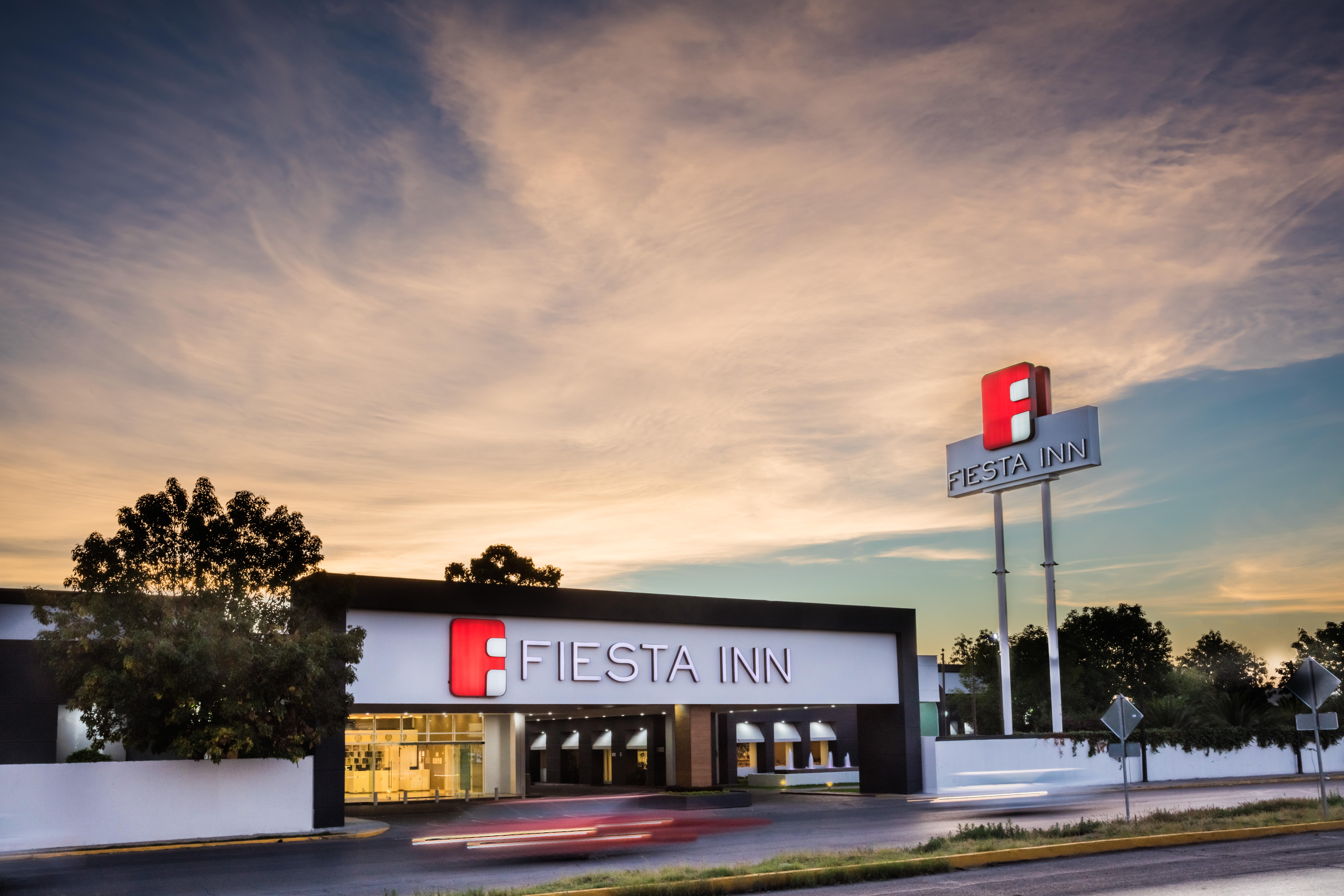 Fiesta Inn San Luis Potosi Glorieta Juarez Esterno foto