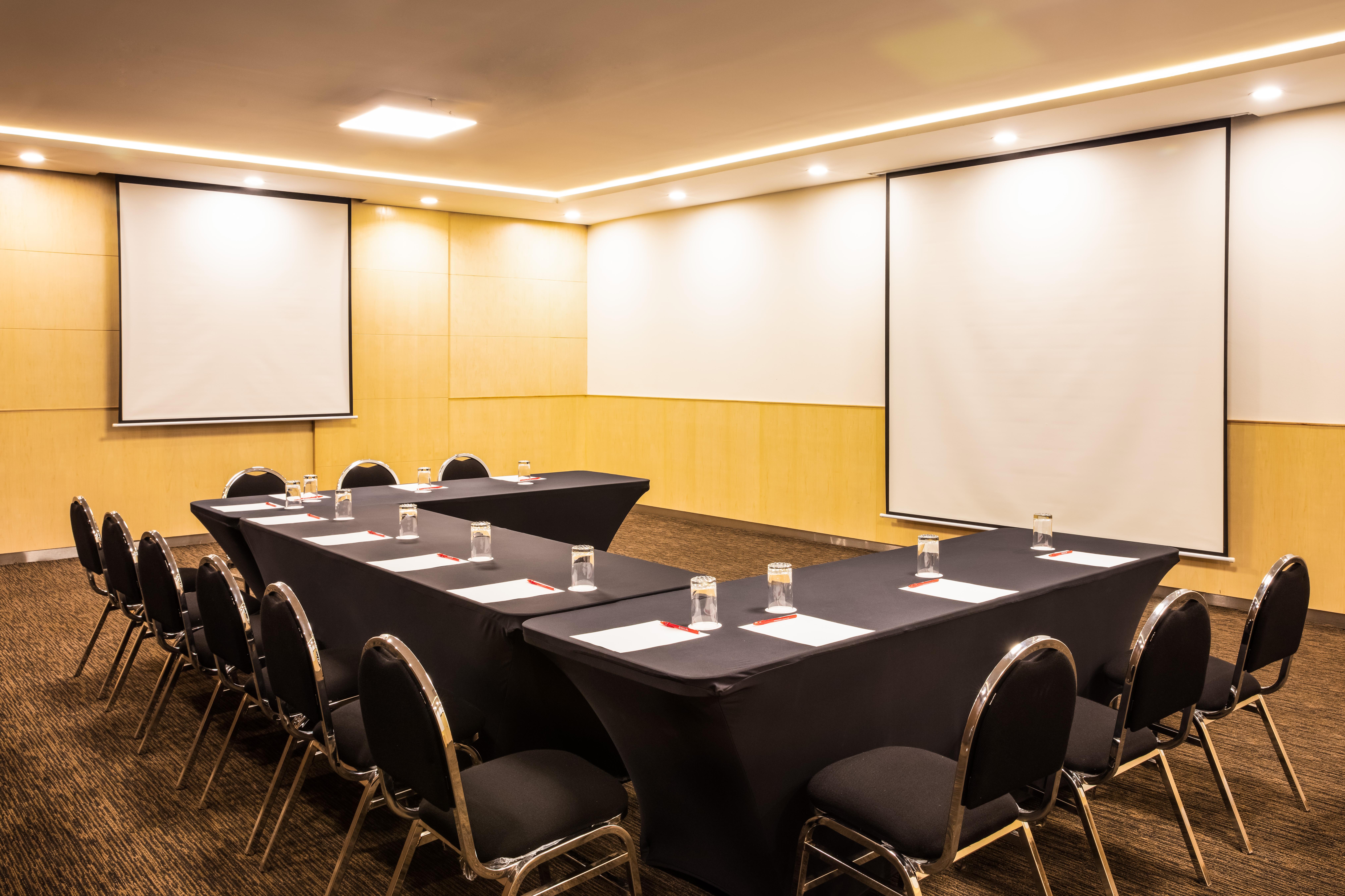 Fiesta Inn San Luis Potosi Glorieta Juarez Esterno foto