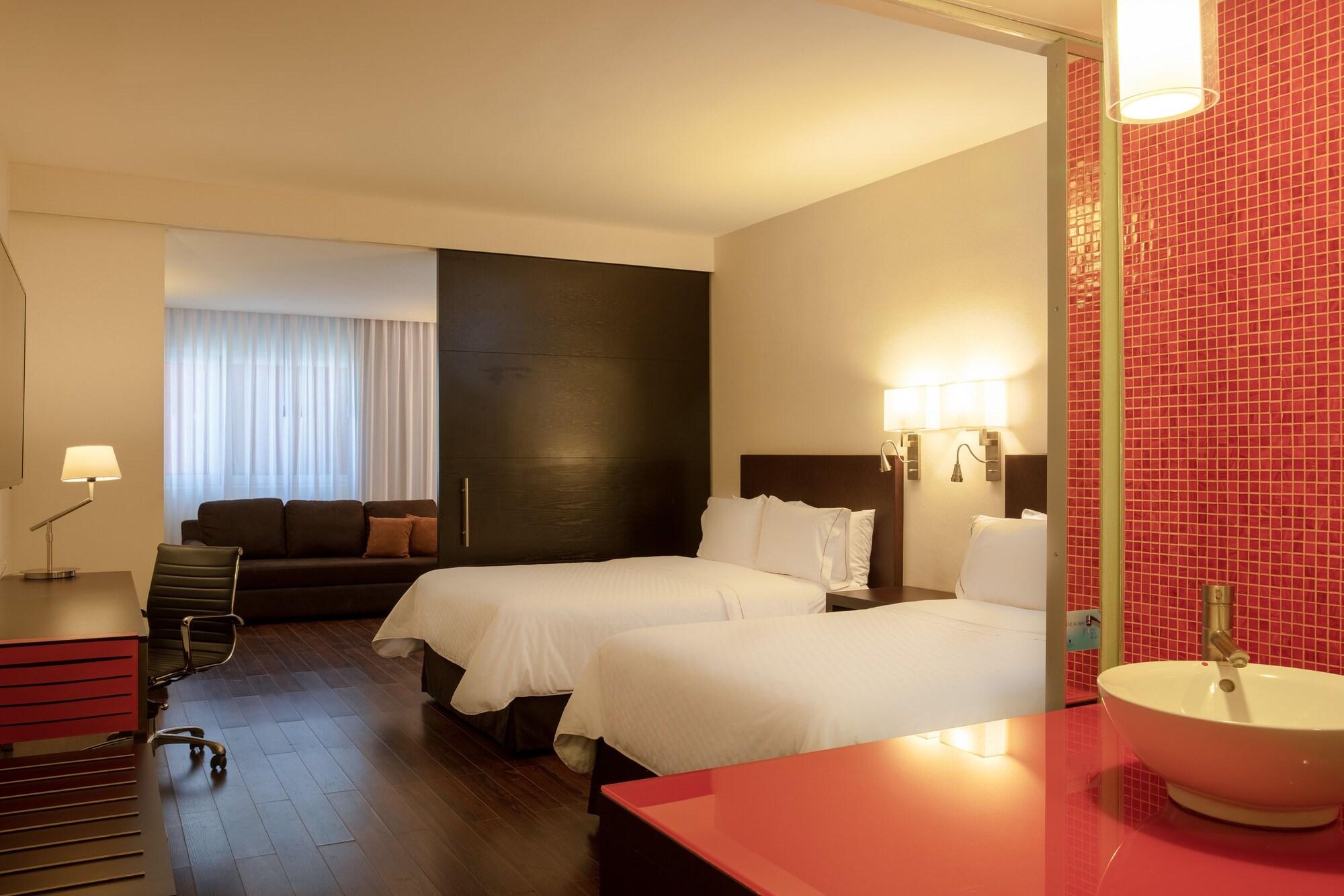 Fiesta Inn San Luis Potosi Glorieta Juarez Esterno foto