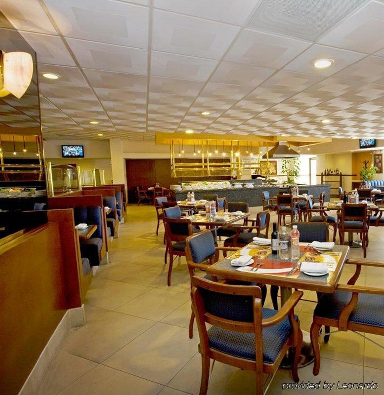 Fiesta Inn San Luis Potosi Glorieta Juarez Ristorante foto