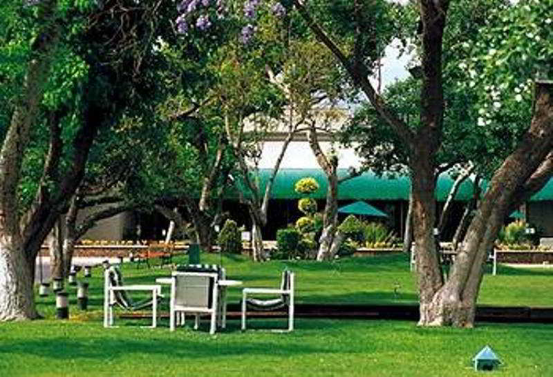 Fiesta Inn San Luis Potosi Glorieta Juarez Esterno foto
